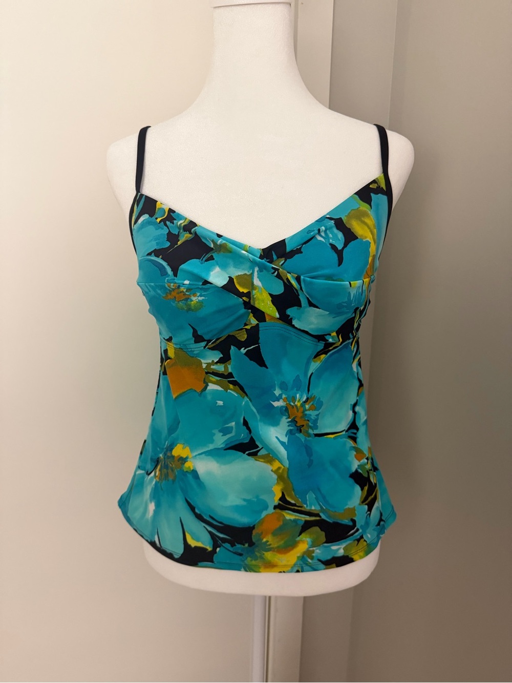 Jaclyn Smith Watercolor Floral Tankini Cami Top in Blue